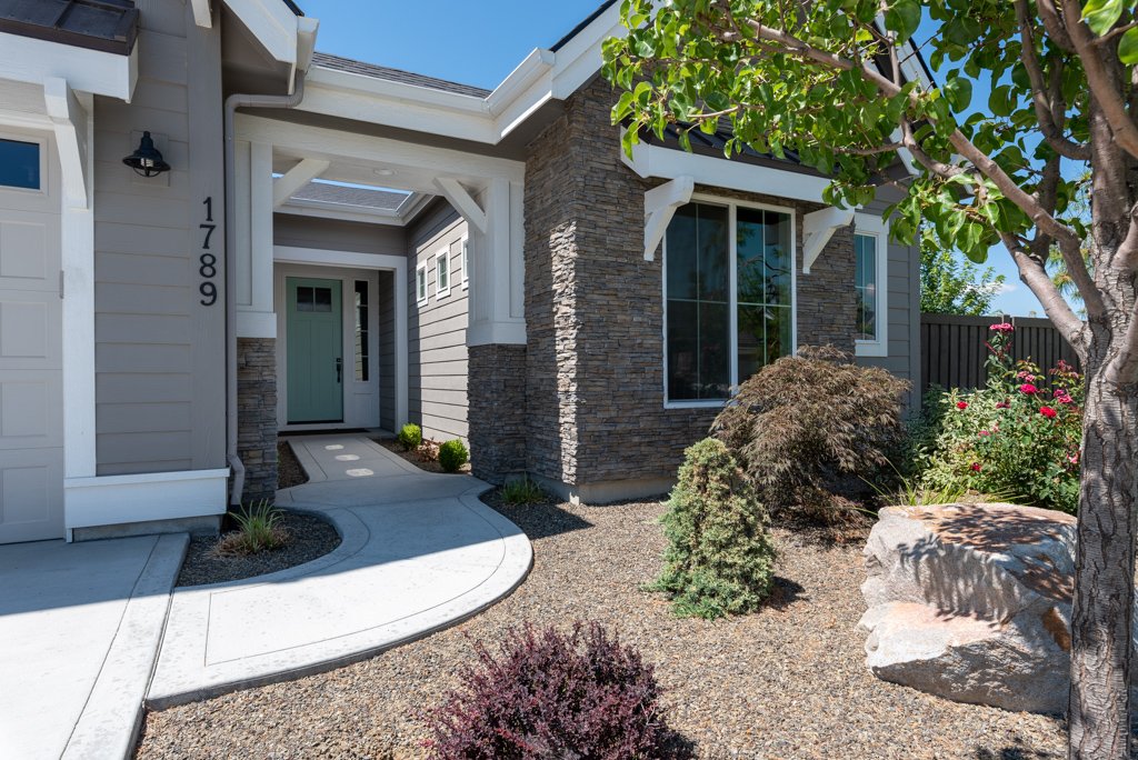 Meridian ID Homes at Pinnacle Brighton Homes