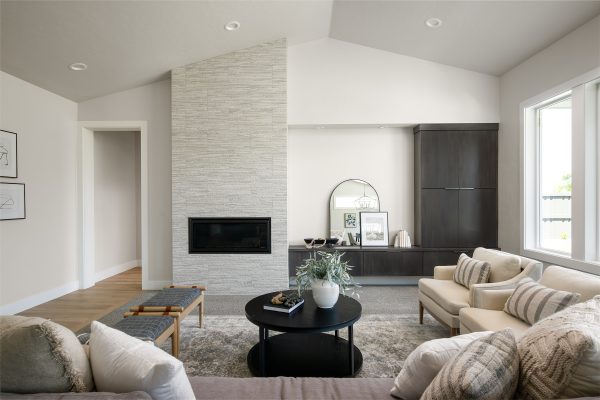 Dartmouth Great room - Single Story House Plans in Meridian ID