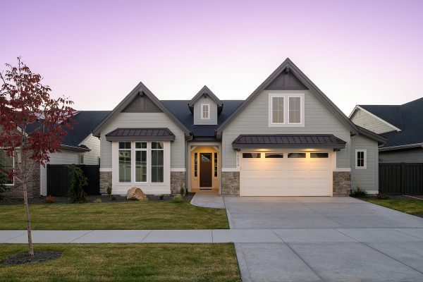 Compare Your Options: Buying an Existing Home or New Home in the Boise Area